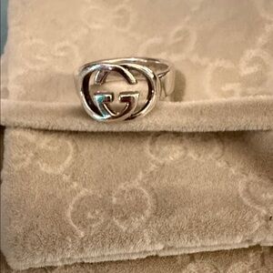 Gucci Interlocking G Silver Ring Size 6.5